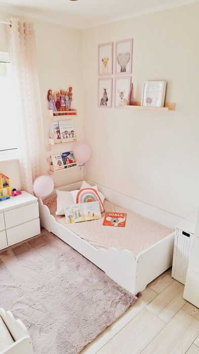 Cama de madeira para criança