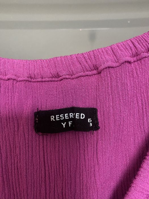 Fuksjowa bluzka hiszpanka, Reserved