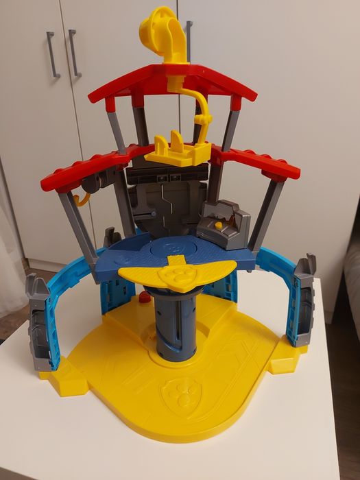 Baza Psi Patrol Dino