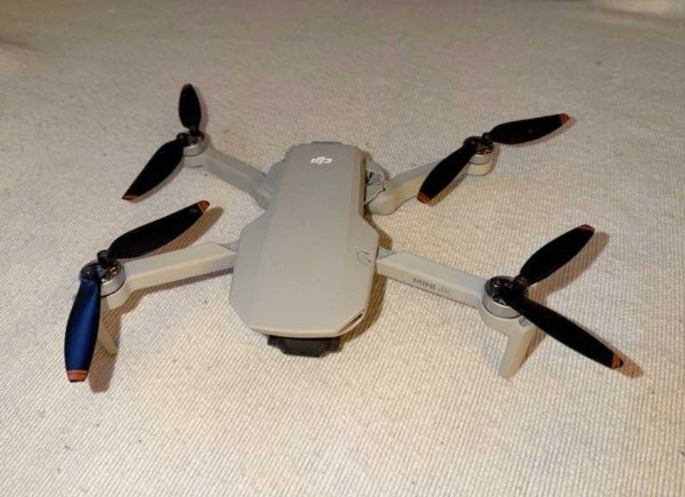 Drone DJI Mini 4K para peças