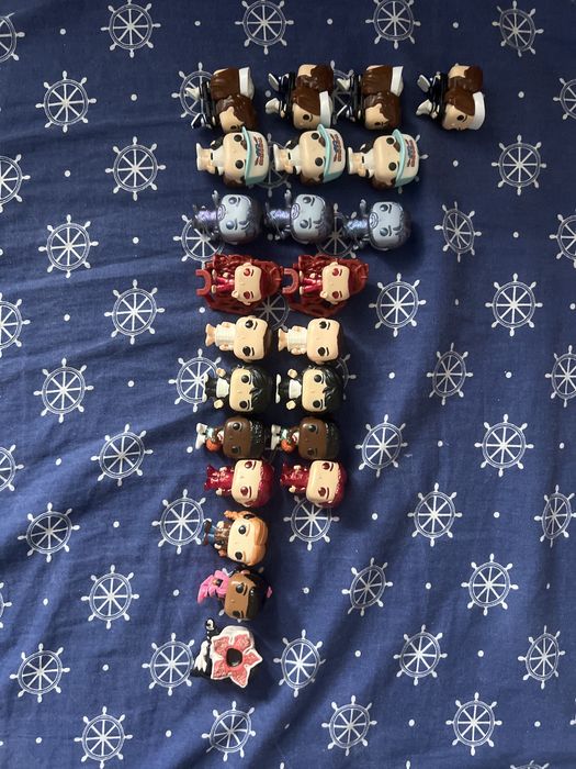 Обміняю фігурки Kinder Joy “Stranger Things”