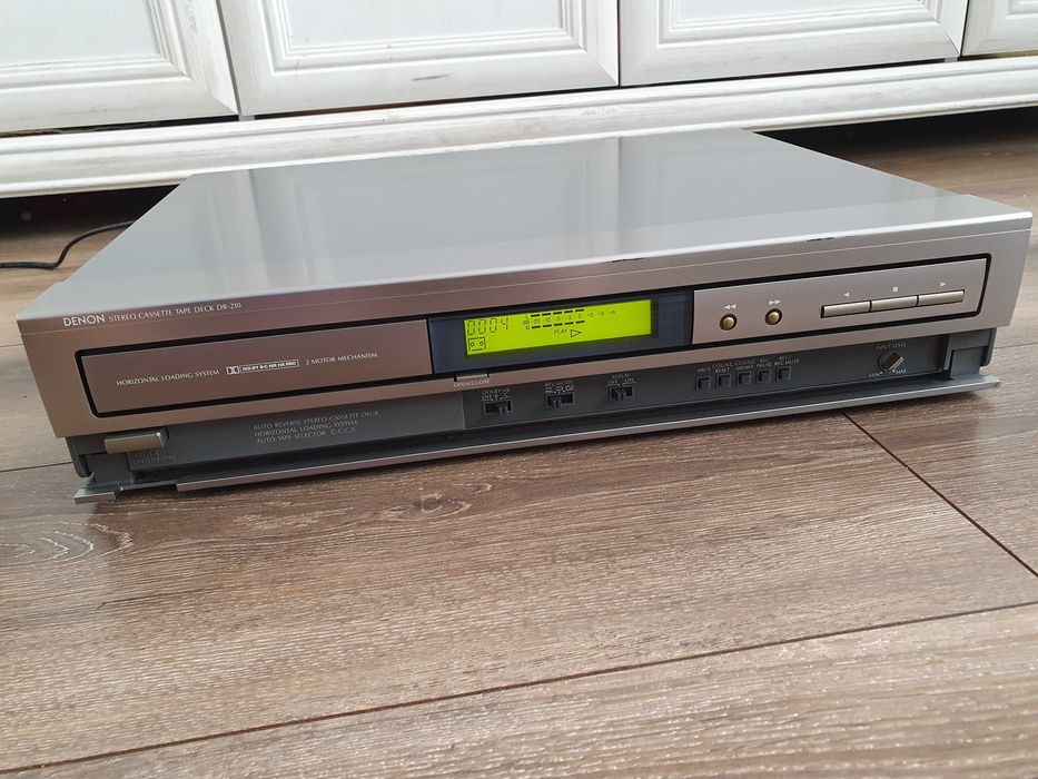 Magnetofon deck Denon dr-210