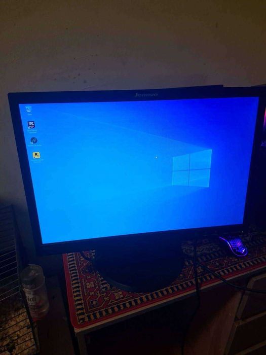 Monitor Lenovo 24"