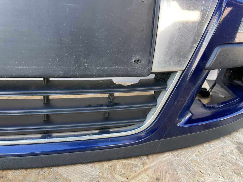 Бампер передній VW Passat B6 LD5Q Фольксваген Пасат Б6