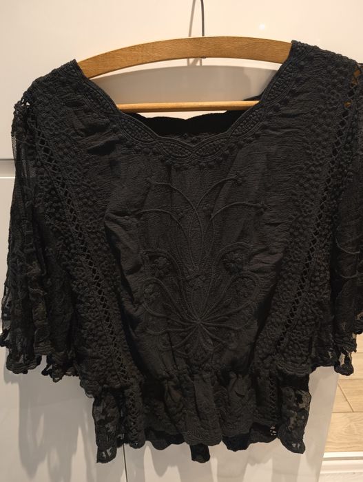 Nowa damska bluzka koronkowa