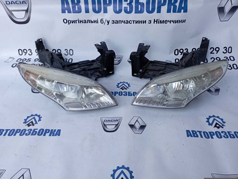 Фара Ліва/Права RENAULT MEGANE 3