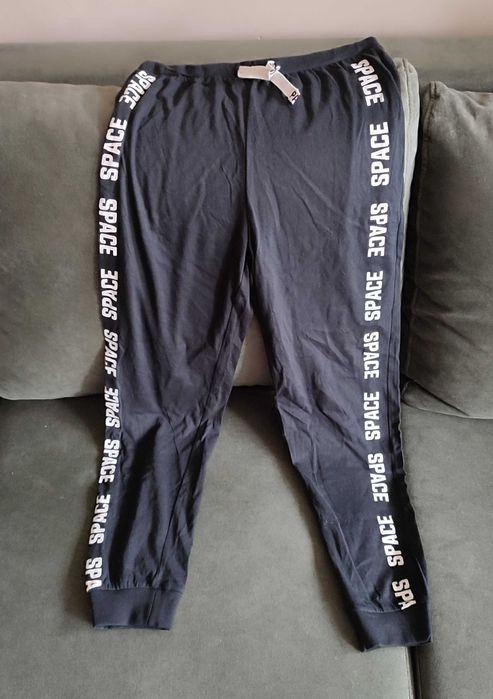 Spodnie chłopięce sportowe Cool Club 158 czarne