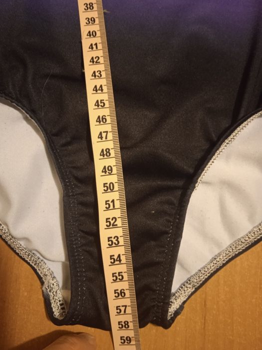 Купальник для художественной гимнастики. Длина от плеча 58 см.