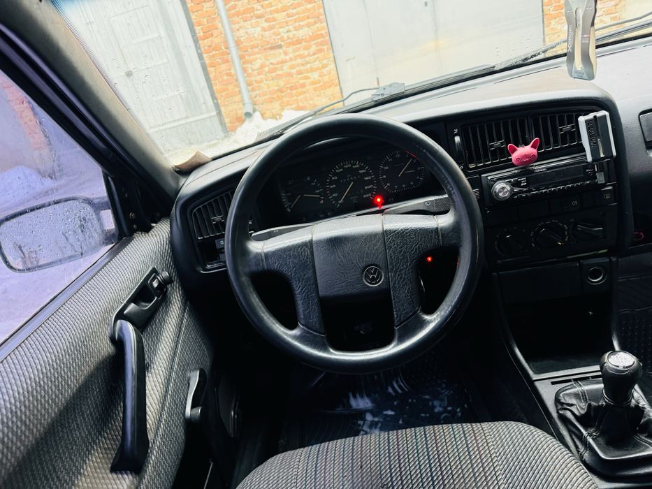 WV Пассат Б3 /  1.8 газ бензин