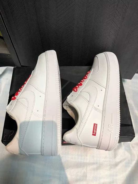 Nike Air Force 1 Low Supreme White R.38
