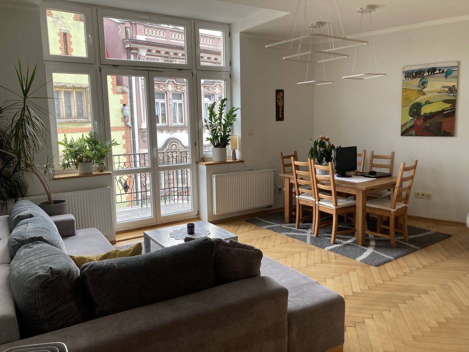 Wynajmę 3 pokojowe mieszkanie w centrum Cieszyna