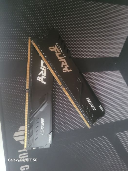 DDR4 Kingston Furry BEAST(2400MHz)