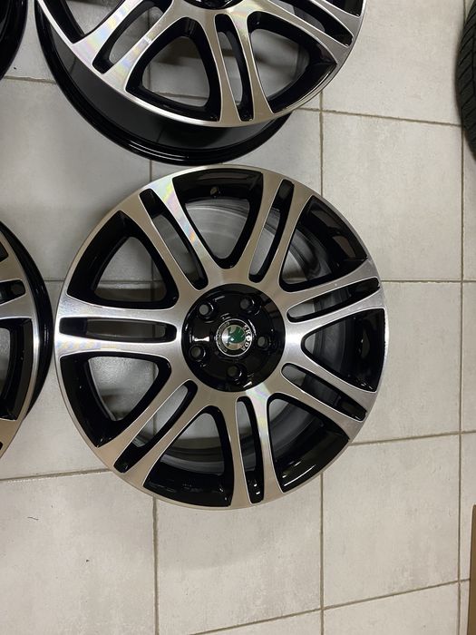 Jantes 18” 5x112 originais skoda octavia vw golf caddy audi a3 passat