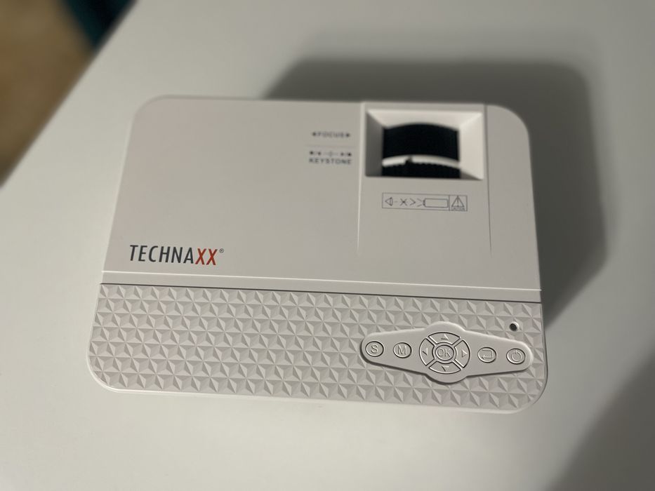 Проєктор, проектор