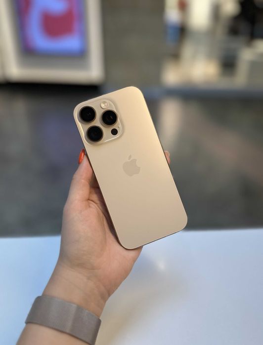 ŚWIETNA OKAZJA!/iPhone 16 Pro 128GB/gwarancja 24 msc/ZŁOTE TARASY
