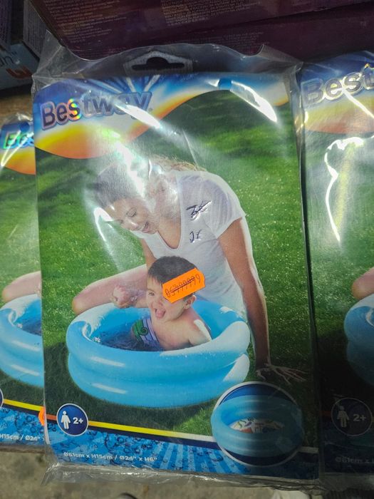 Piscinas Novas ( metade do preço)