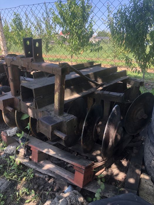 Продам дискову борону