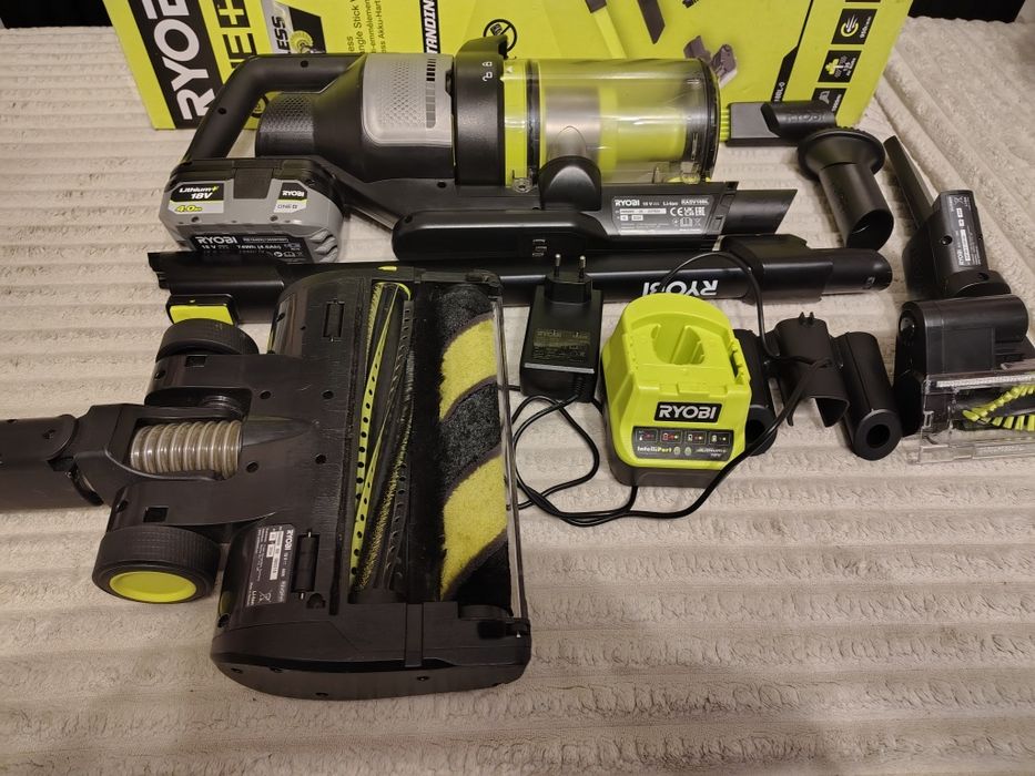 Odkurzacz ryobi 18v  prawie jak nowy , gwarancja