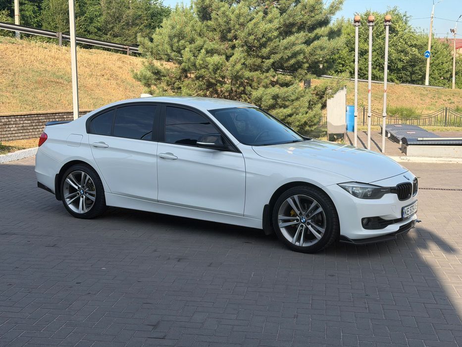 Продам BMW F30 Официальный авто