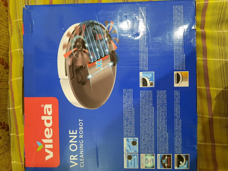 Робот пилосос VR One Vileda