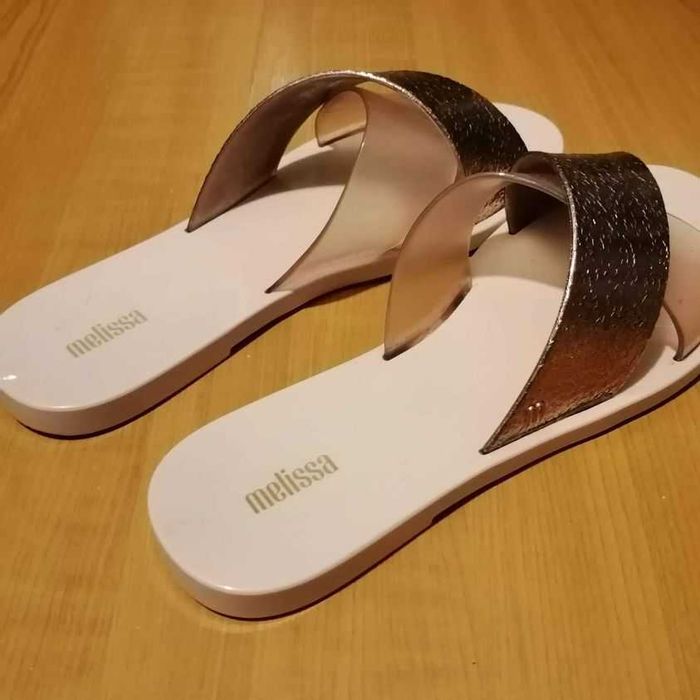 Sandálias Marca Melissa