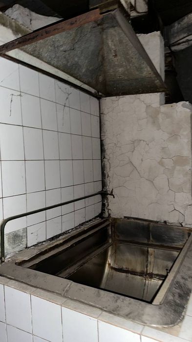 Виробничо-промисловий комплекс із земельною ділянкою