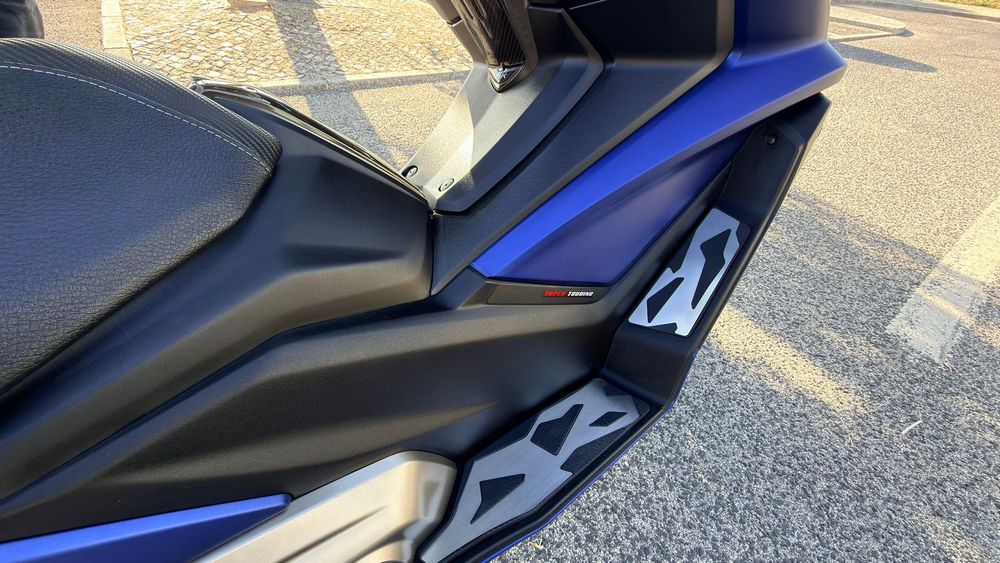 Vendo Kymco AK550 2022 Azul