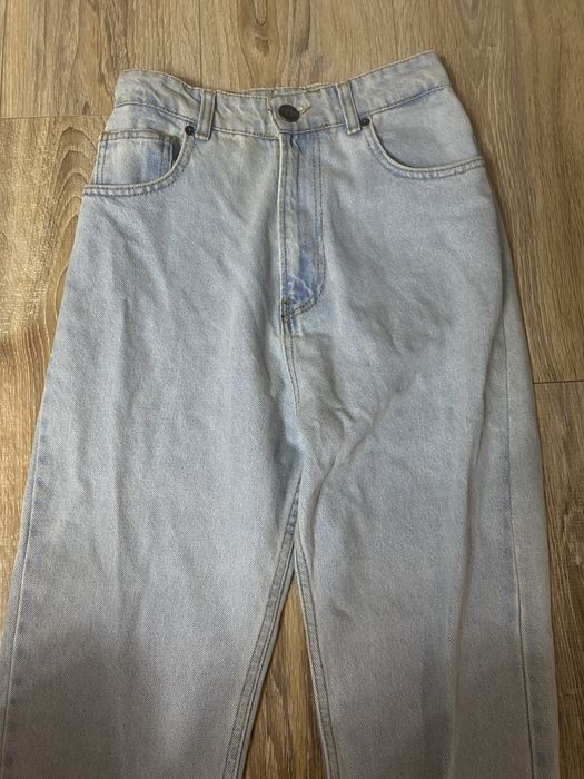 кльош джинси, жіночі