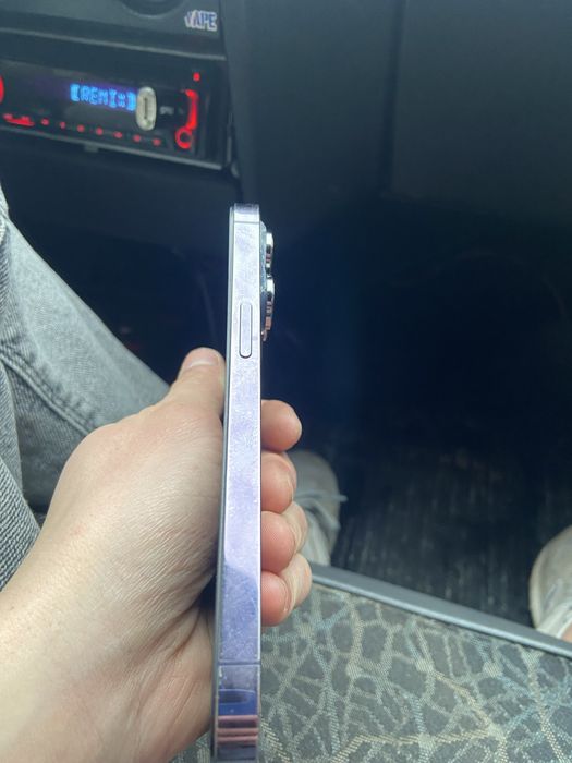 Продам iphone 14 pro