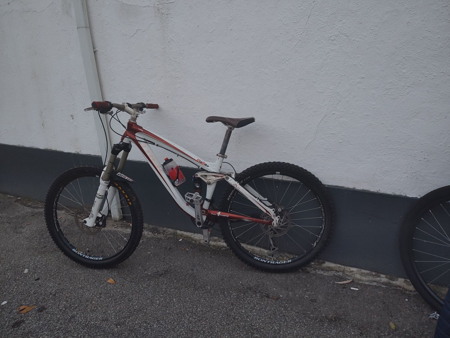 Trek remedy 8 hotsell 2009
