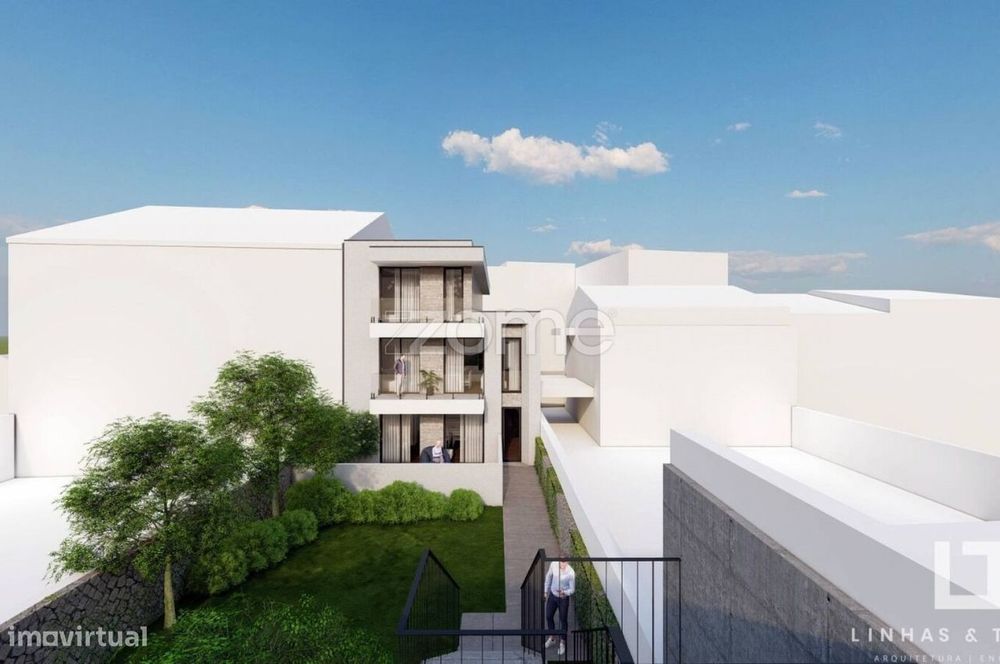 Matosinhos - Apartamento T1, Fração D, no 1º andar - Nova Construçã... — Custóias, Leça Do Balio E Guifões, Porto