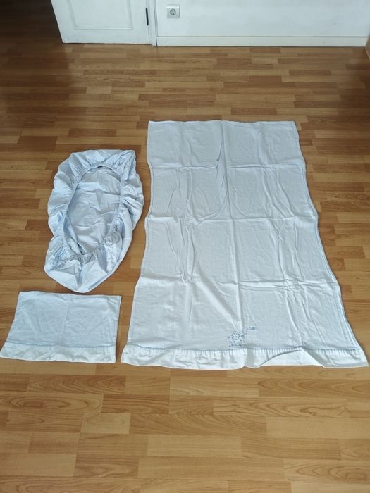 Lençóis para berço de bebé