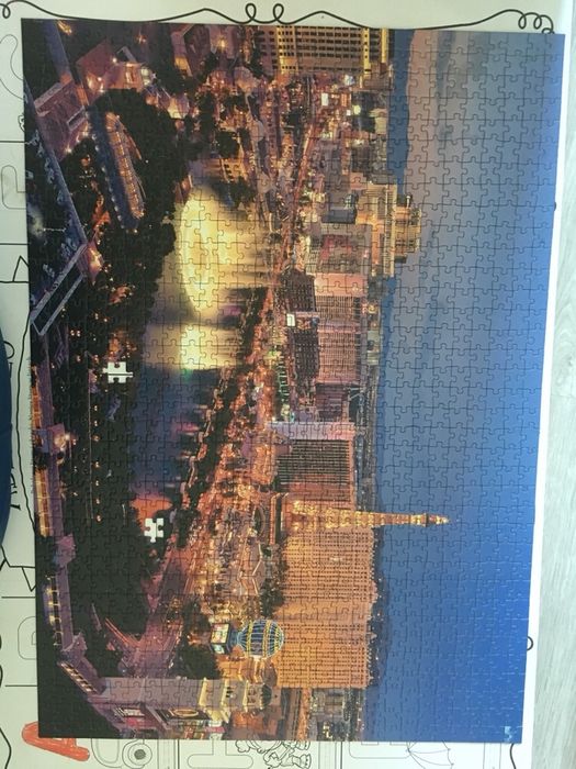 Puzzle Castorland Las Vegas 1000el. / brakuje 2elementów