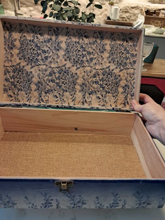 Caixa decorativa, farmácia