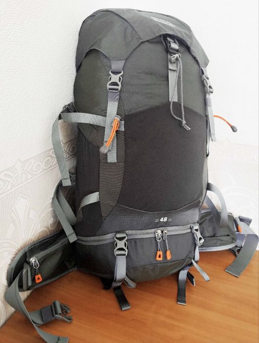 Трекінговий рюкзак 48+5l Royal Mountain