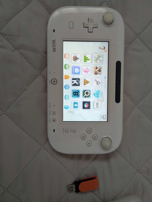 Wii U Desbloqueada com todos os acessórios necessários para jogos Wii