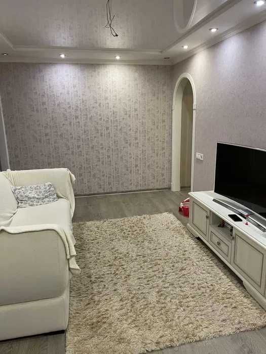 Продам 3 к. квартиру Харьковских Дивизий метро Армейская Новые Дома