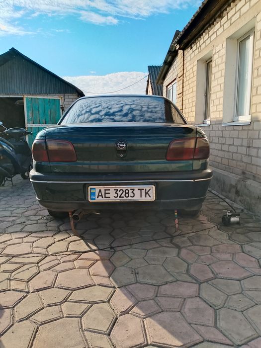 Опель омега б 2 бензин