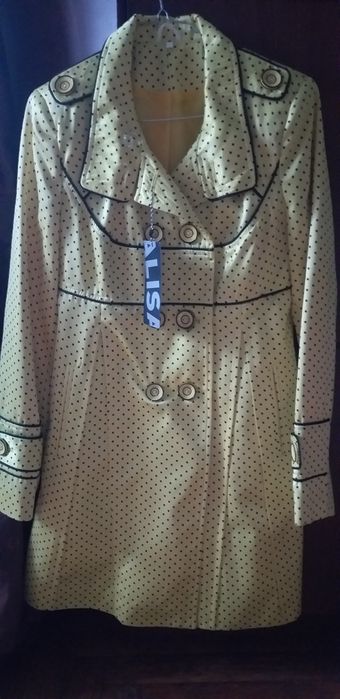Плащ жіночий, 46 р.