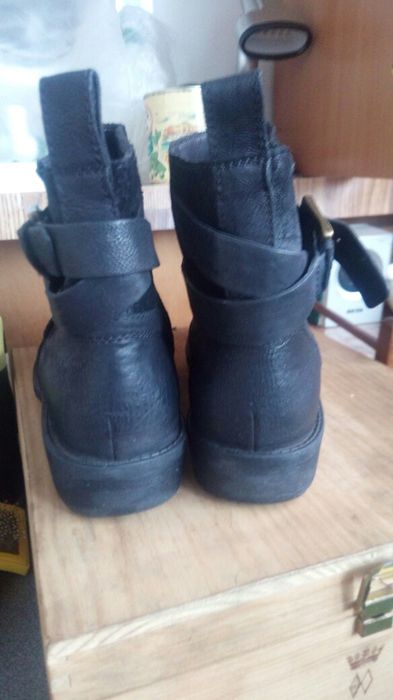 Женские демисизонные CLARKS.