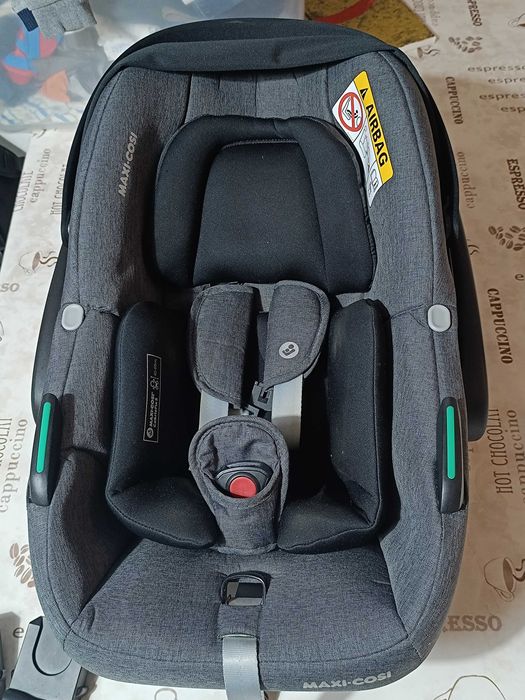 Carrinho e Ovo Maxi-Cosi Zélia S Trio