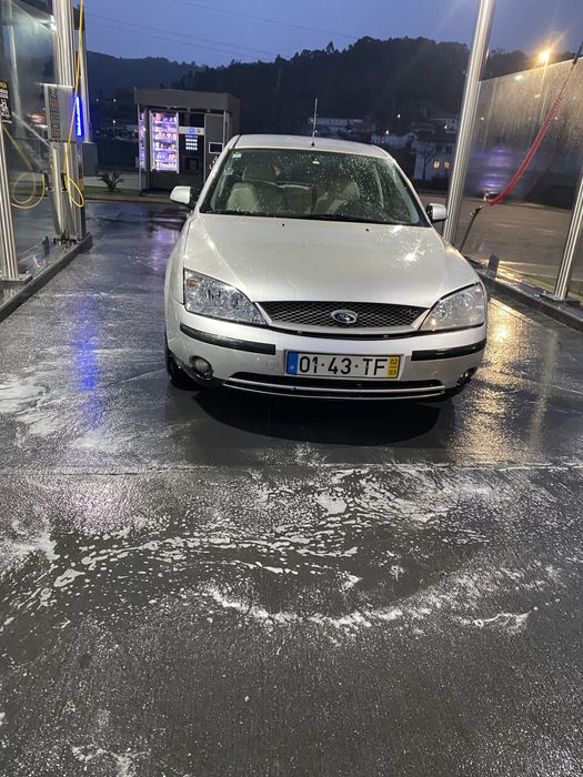 Ford mondeo 2.0tddi