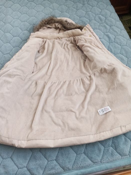 Зимова куртка для дівчинки