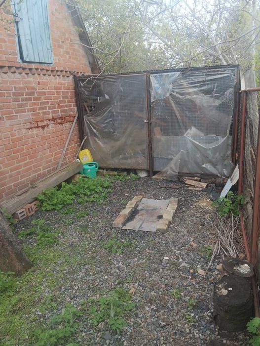 Продам часть дома, в Центре, ул Покровская р-не 5 школы.