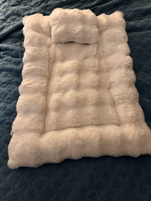 Лежанка для кота чи собаки