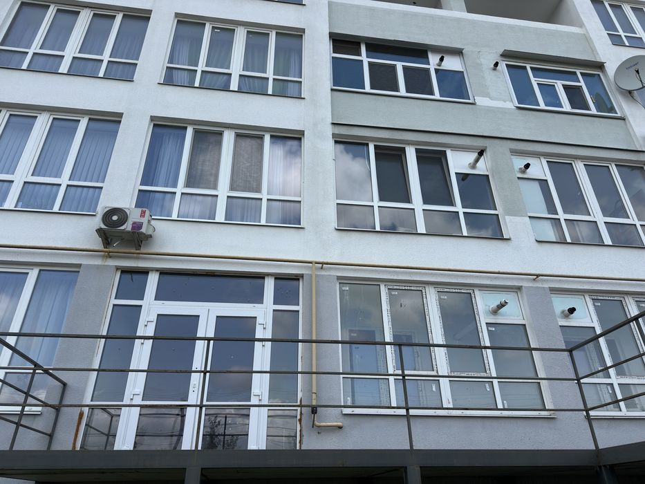 **Жабинського! ФАСАД!Приміщення 52 кв.м. Вокзал/Круг