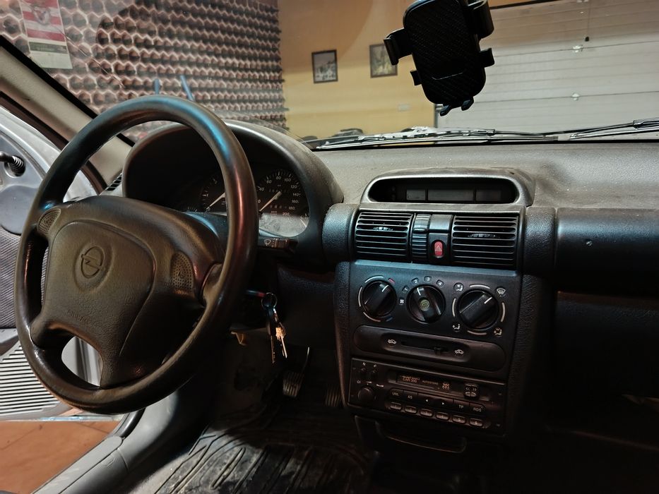 Opel corsa 1.7 TD Isuzu