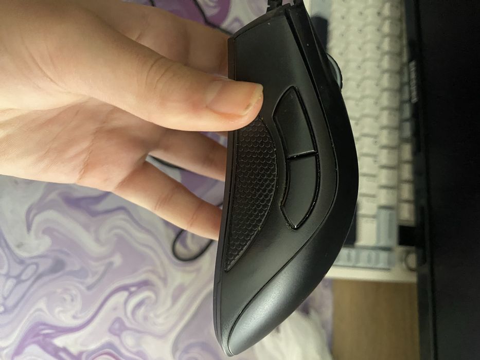 Продам игровую мышку Razer Deathadder