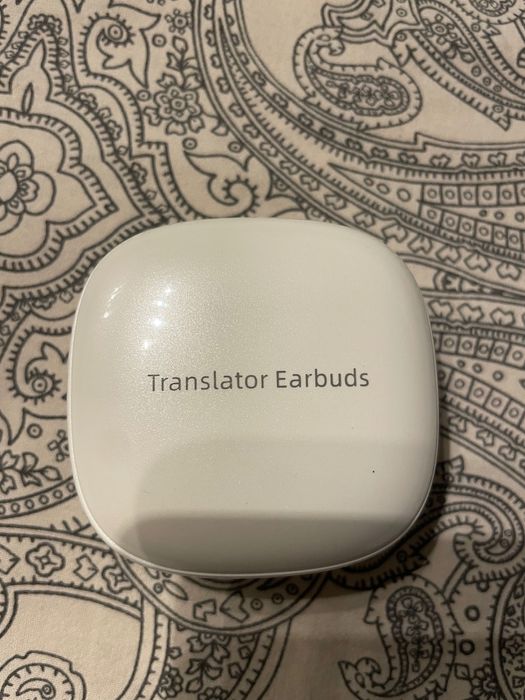 Korvica słuchawki z tłumaczem