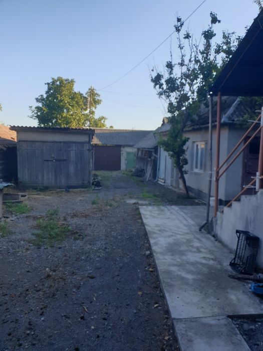 Продаж Дерцен ХОРОШИЙ Будинок